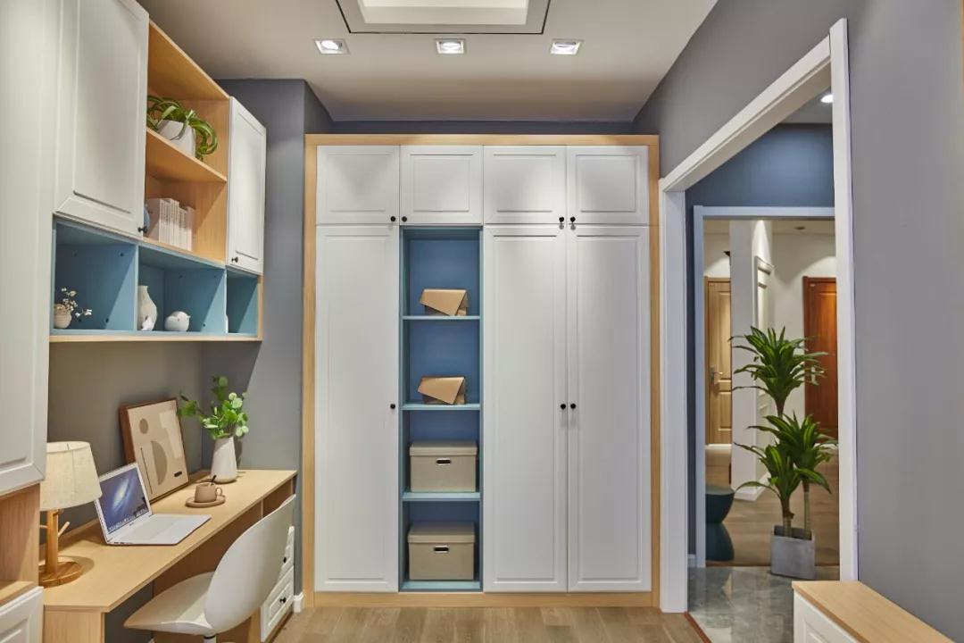 恒峰g22现代简约衣柜实拍