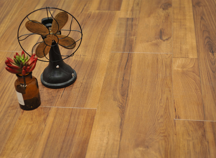 恒峰g22强化复合地板2803